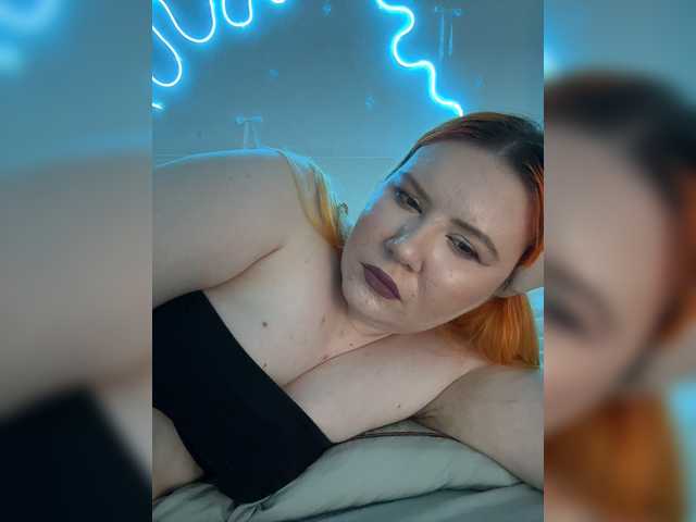 LunaLu13 live cam on BongaCams