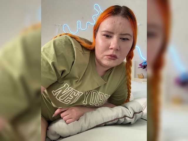 LunaLu13, live now on BongaCams