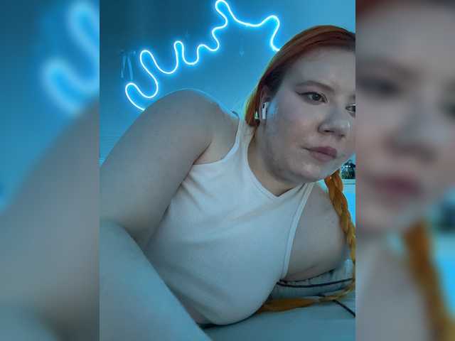 LunaLu13 live cam on BongaCams