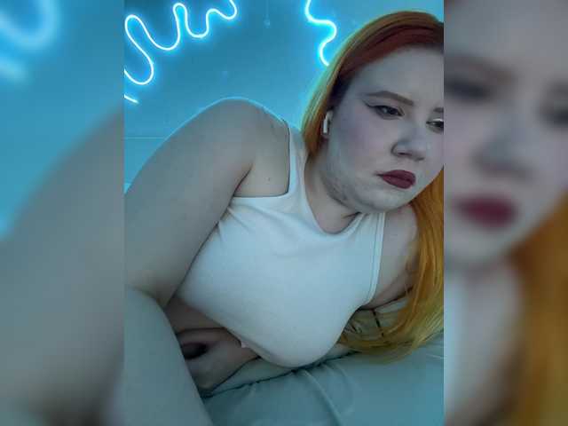 LunaLu13 live cam on BongaCams