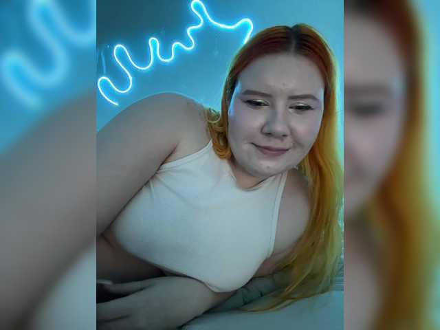 LunaLu13 live cam on BongaCams