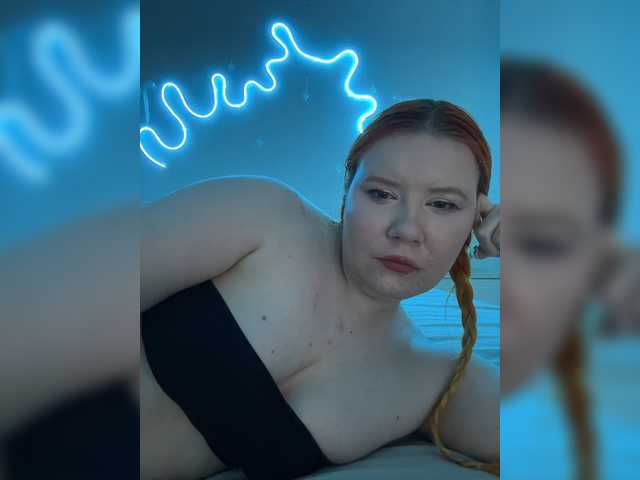 LunaLu13 live cam on BongaCams