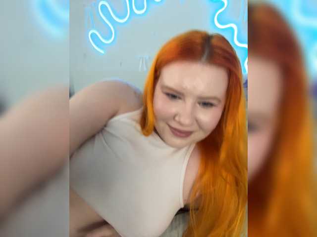 LunaLu13 live cam on BongaCams