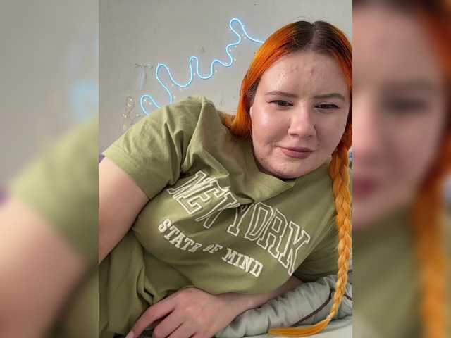 LunaLu13, live now on BongaCams