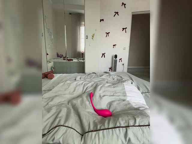 LunaLu13 Live Webcam on BongaCams