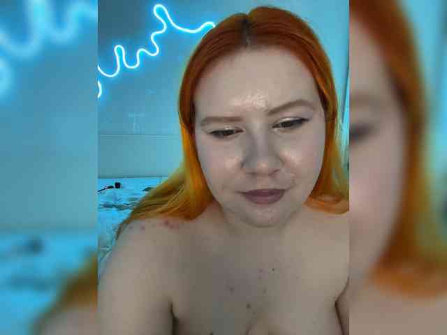 Luna_Lu webcam