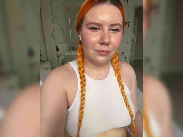 Luna_Lu webcam