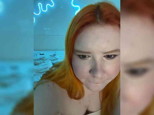 Luna_Lu webcam