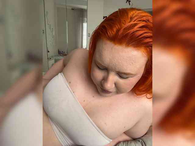 Luna_Lu webcam