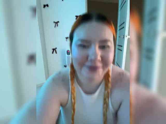 Luna_Lu webcam