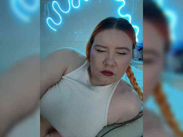Luna_Lu webcam