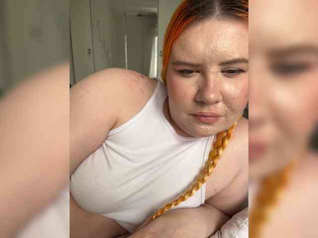 Luna_Lu webcam