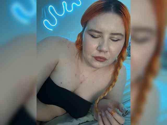 Luna_Lu webcam
