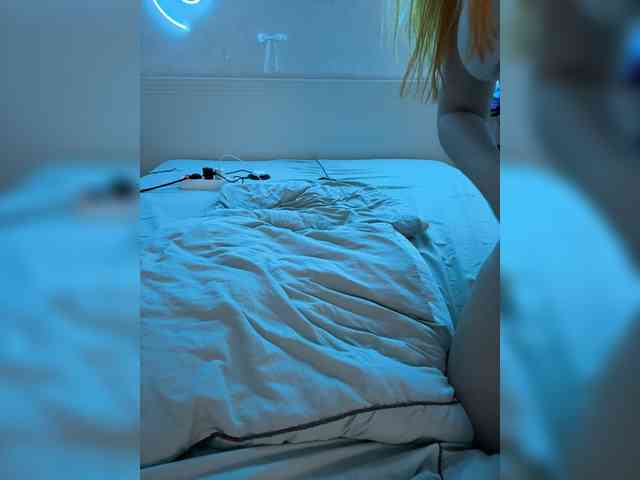 Luna_Lu webcam