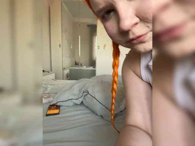 Luna_Lu webcam