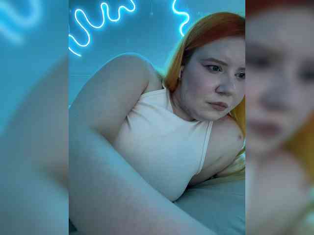 Luna_Lu webcam