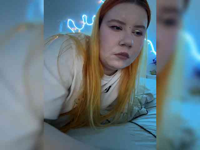LunaLu13 webcam