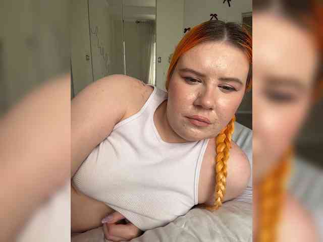 Luna_Lu webcam