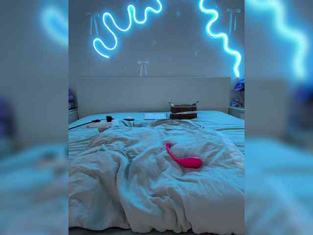 LunaLu13 Sex Cam Show