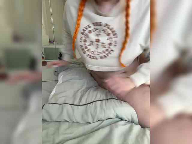 Luna_Lu webcam