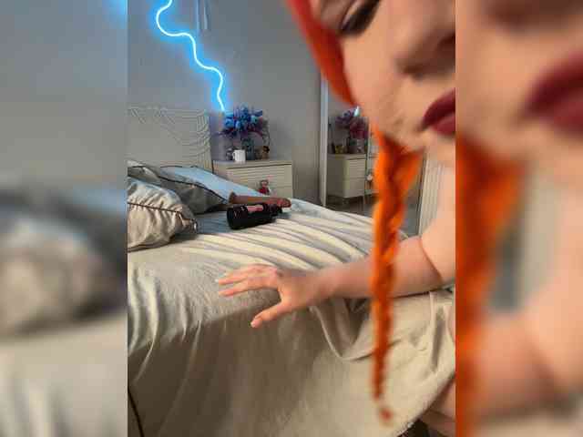 Luna_Lu webcam