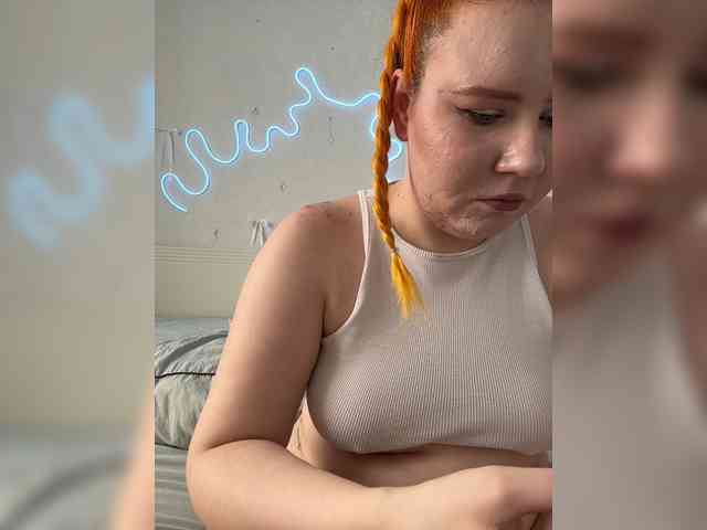 Luna_Lu webcam