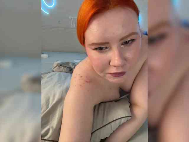 Luna_Lu webcam