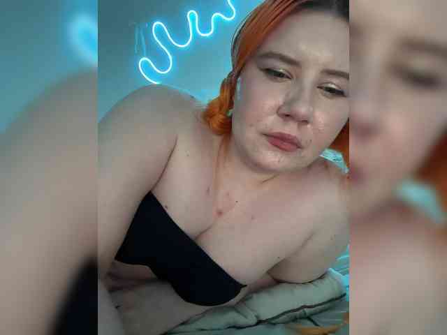 Luna_Lu webcam