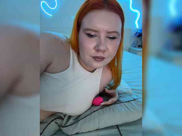 Luna_Lu webcam