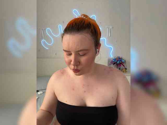Luna_Lu webcam