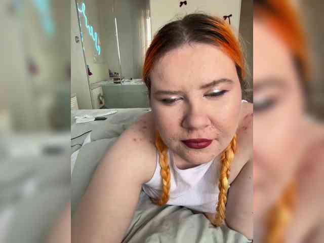 Luna_Lu webcam