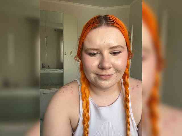 Luna_Lu webcam