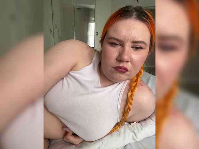 Luna_Lu webcam