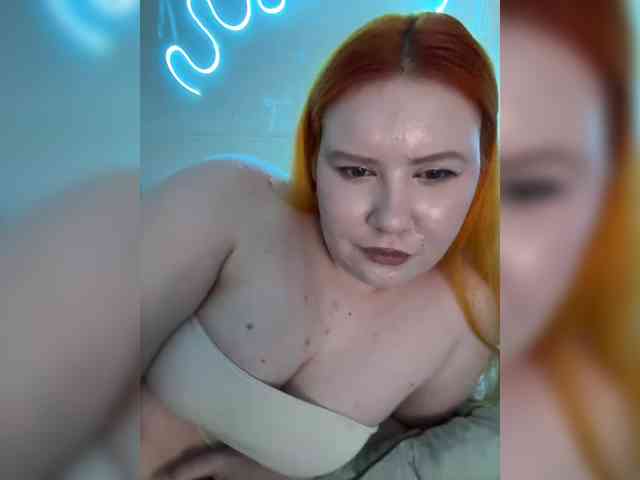Luna_Lu webcam