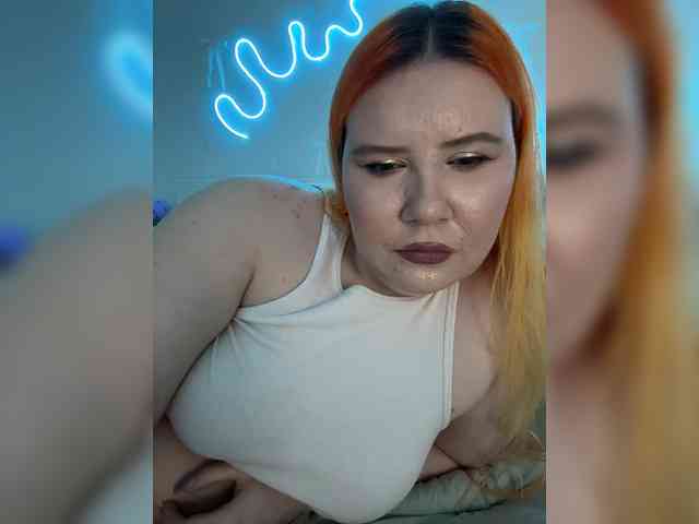 Luna_Lu webcam