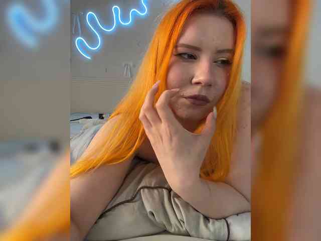 Luna_Lu webcam