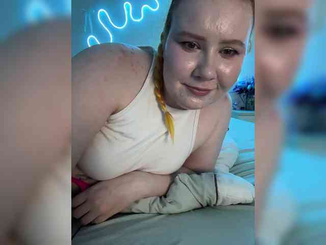 Luna_Lu webcam