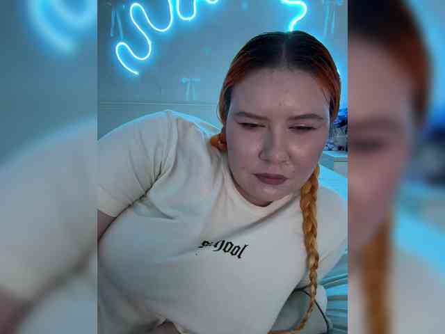 Luna_Lu webcam