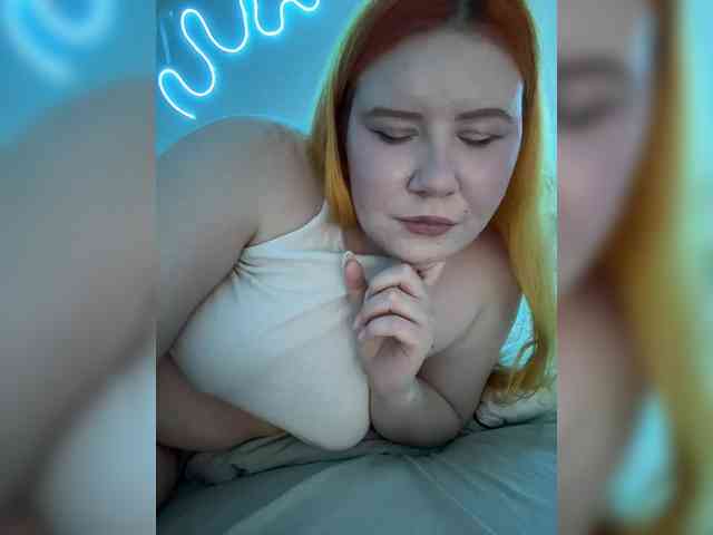 Luna_Lu webcam