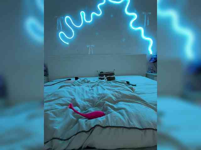 LunaLu13 Sex Cam Show