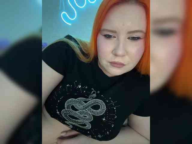 Luna_Lu webcam