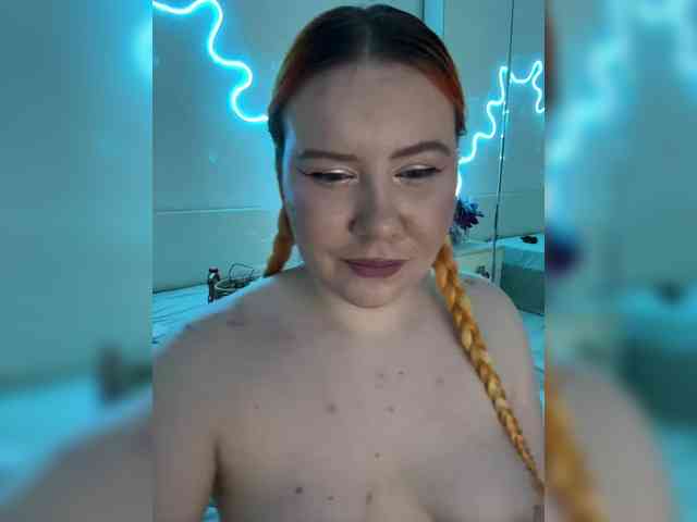 Luna_Lu webcam
