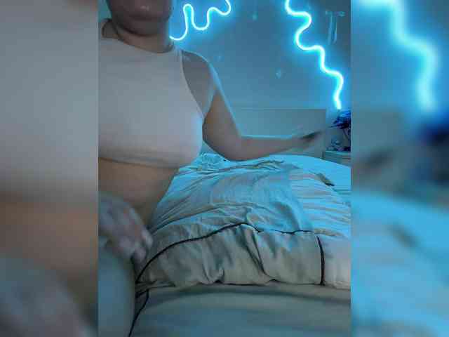 Luna_Lu webcam