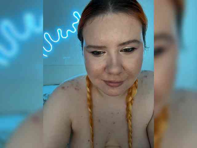 Luna_Lu webcam