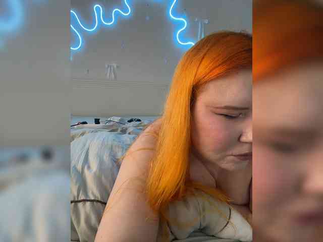 Luna_Lu webcam