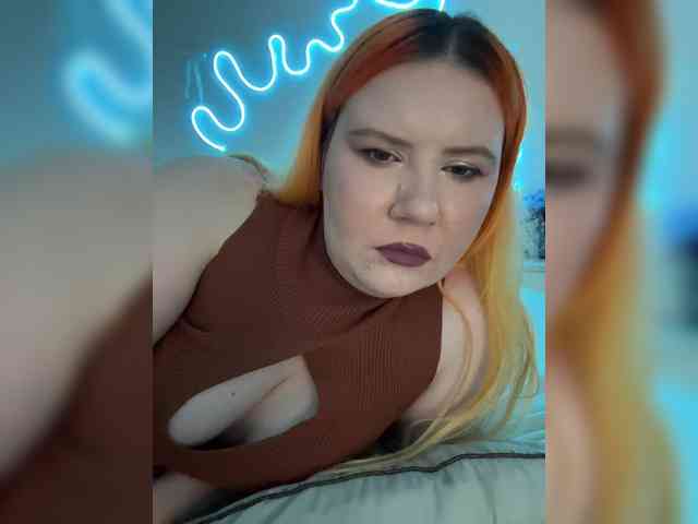 LunaLu13 Sex Cam Show
