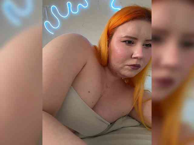 Luna_Lu webcam