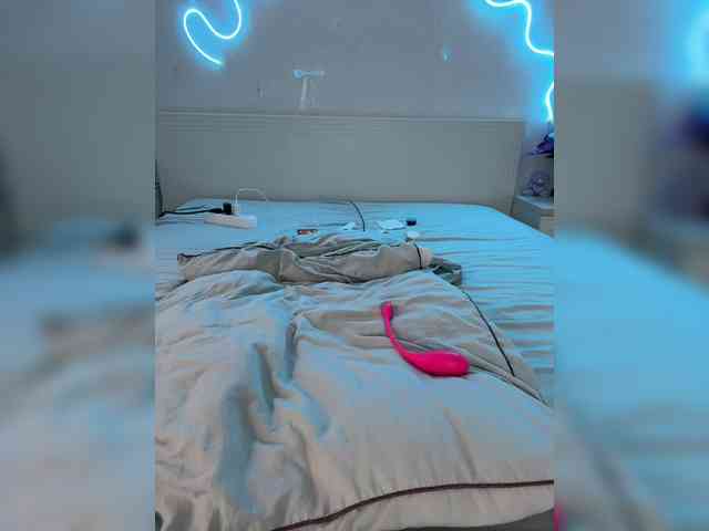 Luna_Lu webcam