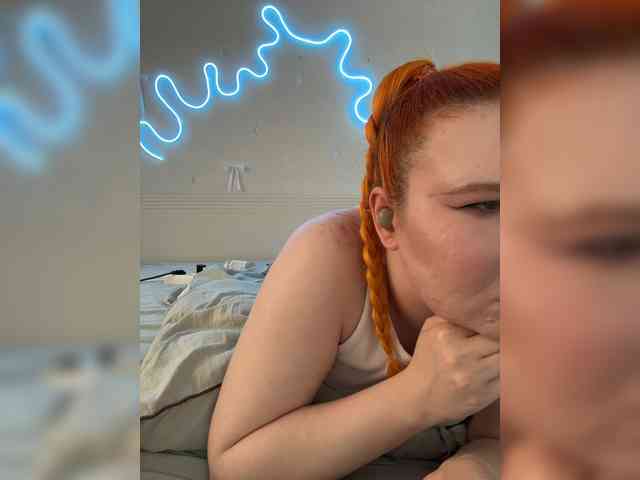 Luna_Lu webcam