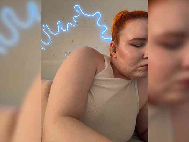 Luna_Lu webcam